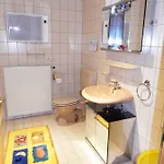 Nette Mit Eigenem Eingang Und Sonnenterrasse * Idstein