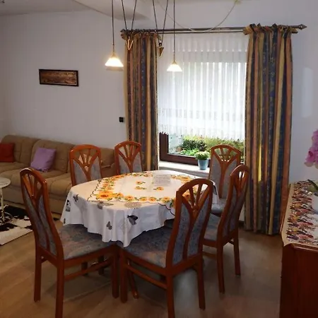 Apartmán Nette Mit Eigenem Eingang Und Sonnenterrasse Idstein