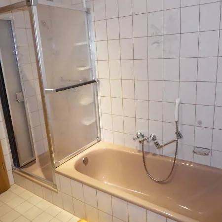 Apartment Nette Mit Eigenem Eingang Und Sonnenterrasse