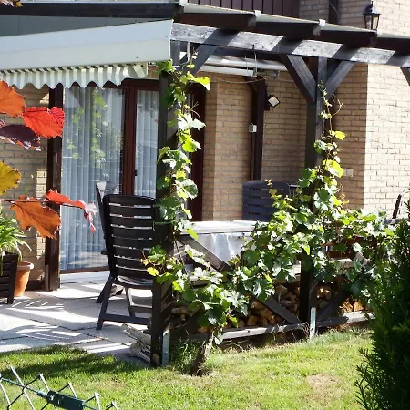 公寓 Nette Mit Eigenem Eingang Und Sonnenterrasse 伊德斯坦因