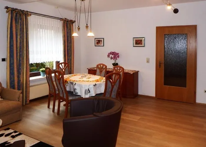 Nette Mit Eigenem Eingang Und Sonnenterrasse * Idstein