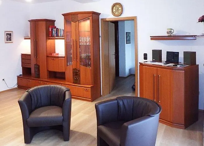 Nette Mit Eigenem Eingang Und Sonnenterrasse Apartmán *