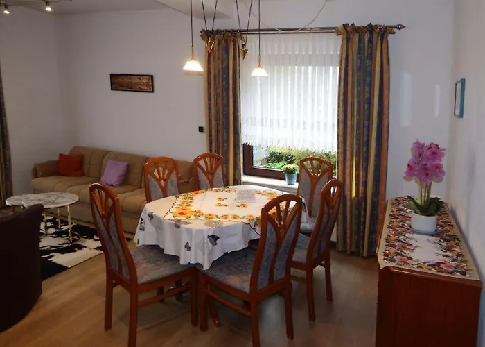 Apartman Nette Mit Eigenem Eingang Und Sonnenterrasse Idstein