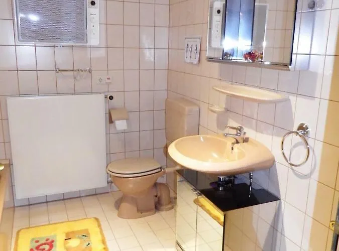 Nette Mit Eigenem Eingang Und Sonnenterrasse * Idstein